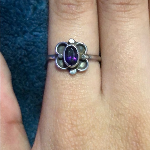 Amethyst butterfly sterling silver ring. - Picture 5 of 6